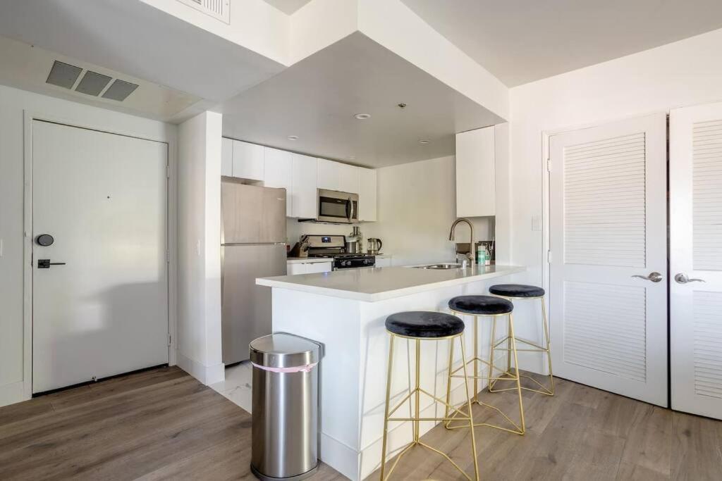 Weho 3bdm Penthouse Apartamento *