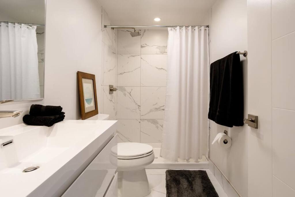Weho 3bdm Penthouse *